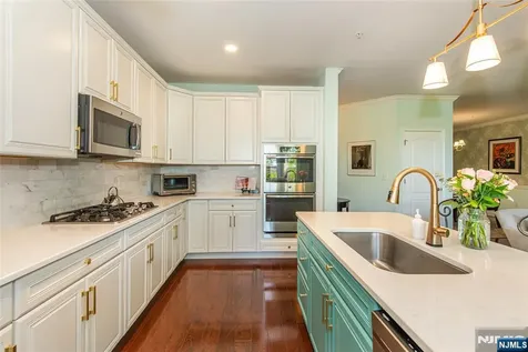 3 Pebble Road Woodland Park NJ 07424