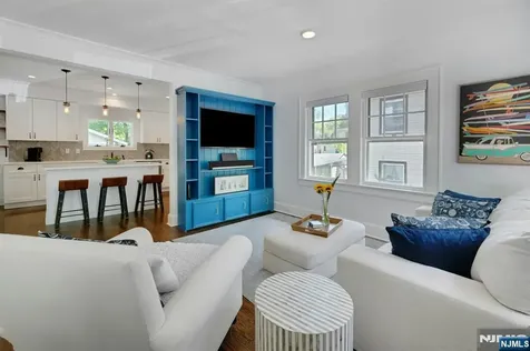 129 Mount Hebron Road Montclair NJ 07043
