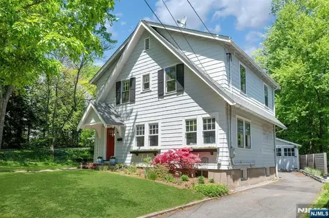 129 Mount Hebron Road Montclair NJ 07043