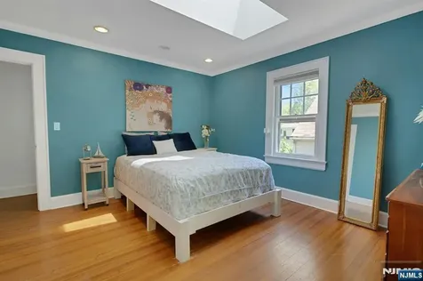 129 Mount Hebron Road Montclair NJ 07043