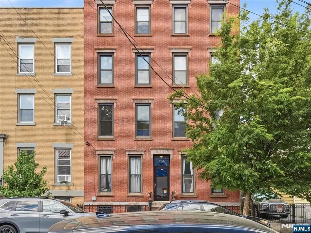 264 3rd Street Jersey City NJ 07302