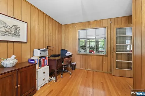 12 Beverly Road Englewood Cliffs NJ 07632