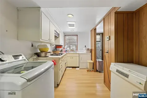 12 Beverly Road Englewood Cliffs NJ 07632
