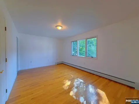 560 Studio Road Ridgefield NJ 07657