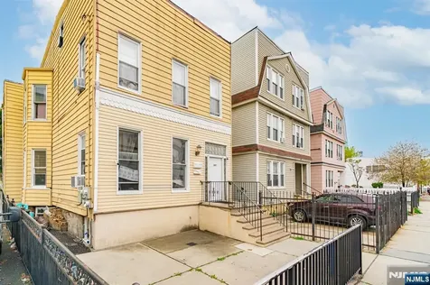307 Old Bergen Road Jersey City NJ 07305