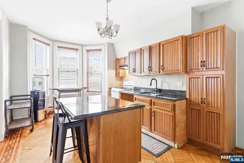 307 Old Bergen Road Jersey City NJ 07305