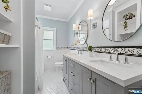 308 Woodside Avenue Ridgewood NJ 07450