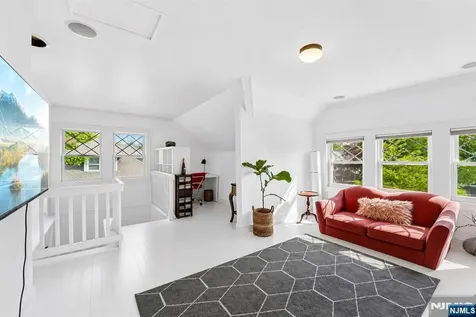 308 Woodside Avenue Ridgewood NJ 07450