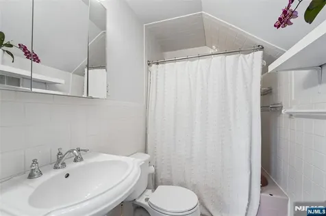 308 Woodside Avenue Ridgewood NJ 07450