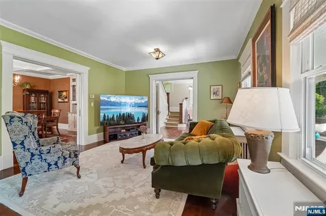 308 Woodside Avenue Ridgewood NJ 07450