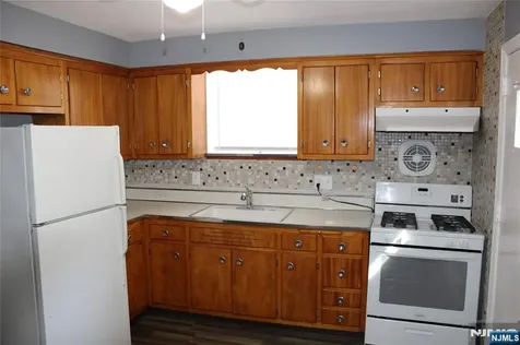 208 Bergen Boulevard Fairview NJ 07022