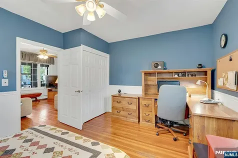 52 Terrace Avenue Rochelle Park NJ 07662