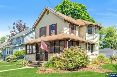 52 Terrace Avenue Rochelle Park NJ 07662