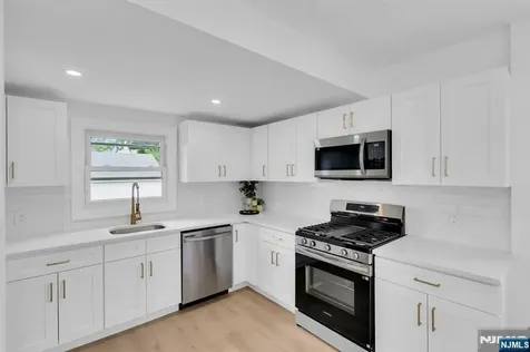 288 Harrison Street Nutley NJ 07110
