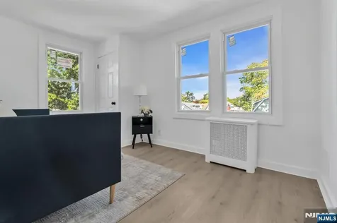 288 Harrison Street Nutley NJ 07110