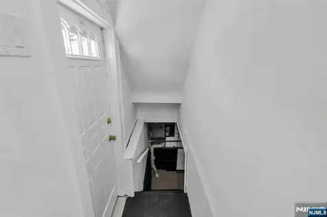288 Harrison Street Nutley NJ 07110