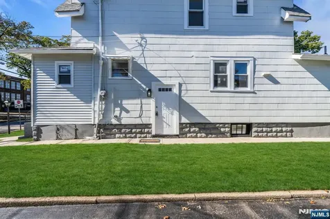 288 Harrison Street Nutley NJ 07110