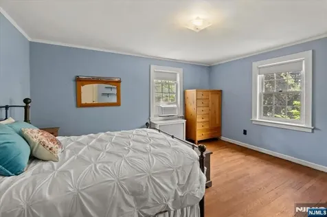 302 Howard Avenue Fair Lawn NJ 07410