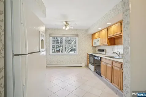 2 Eisenhower Road Closter NJ 07624