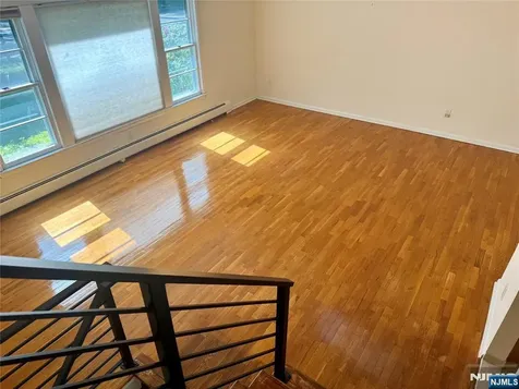 2 Eisenhower Road Closter NJ 07624