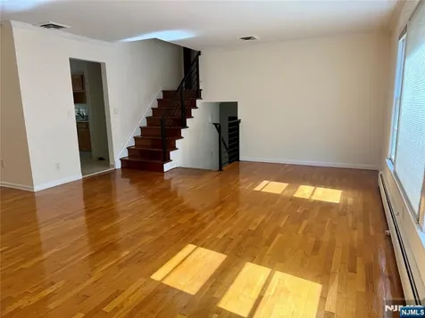 2 Eisenhower Road Closter NJ 07624