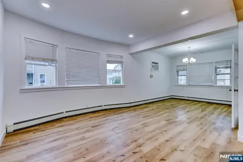 40 Grove Street Elmwood Park NJ 07407