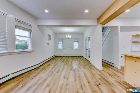 40 Grove Street Elmwood Park NJ 07407