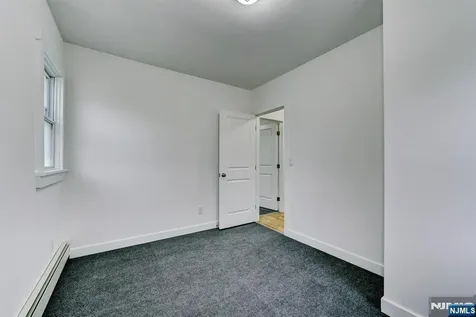 40 Grove Street Elmwood Park NJ 07407