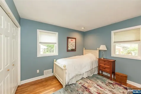 86 Minnehaha Boulevard Oakland NJ 07436