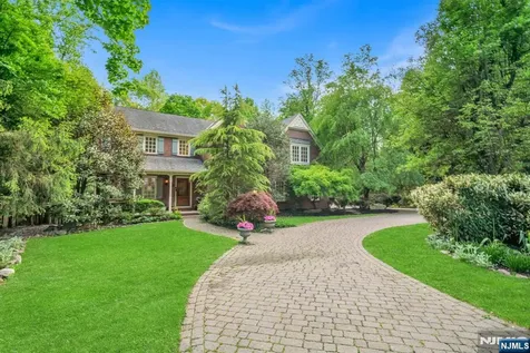20 Dianne Drive Montville Township NJ 07045