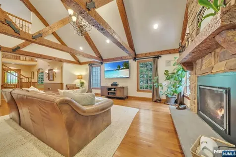 20 Dianne Drive Montville Township NJ 07045