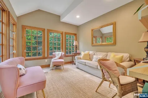 20 Dianne Drive Montville Township NJ 07045