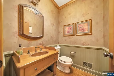 20 Dianne Drive Montville Township NJ 07045
