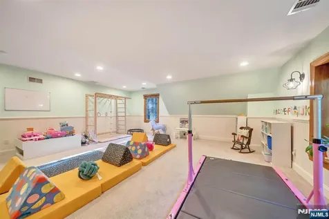 20 Dianne Drive Montville Township NJ 07045