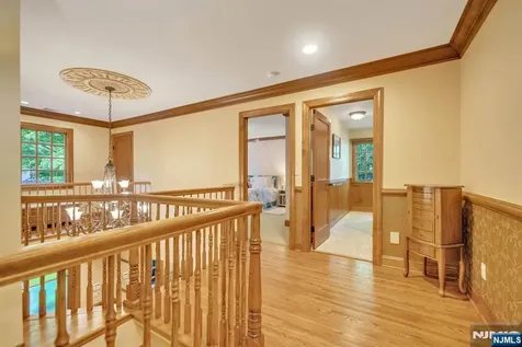 20 Dianne Drive Montville Township NJ 07045