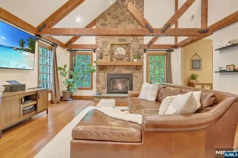 20 Dianne Drive Montville Township NJ 07045