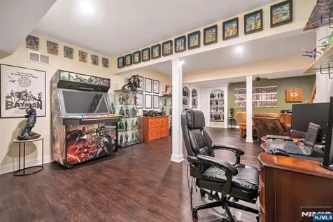 20 Dianne Drive Montville Township NJ 07045