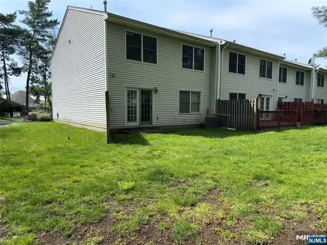 35 Meadowview Terrace Fair Lawn NJ 07410