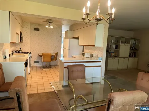 35 Meadowview Terrace Fair Lawn NJ 07410