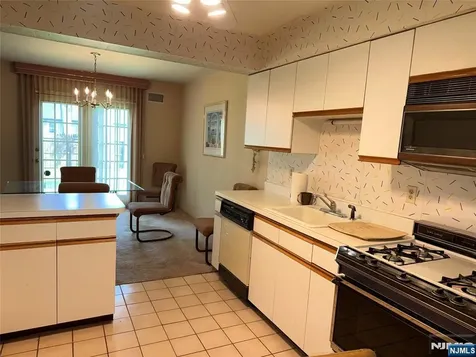 35 Meadowview Terrace Fair Lawn NJ 07410