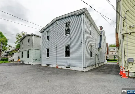 147 4th Avenue East Orange NJ 07017