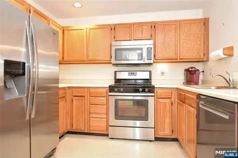 509 Chatfield Drive Pequannock Township NJ 07444