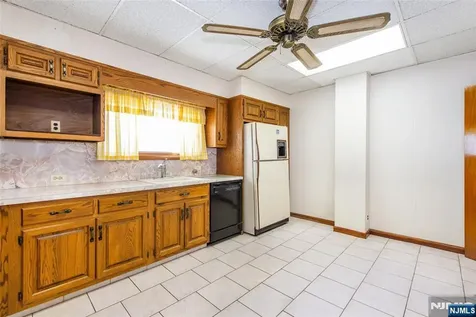 214 Prospect Avenue North Arlington NJ 07031