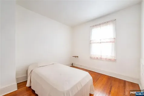 214 Prospect Avenue North Arlington NJ 07031