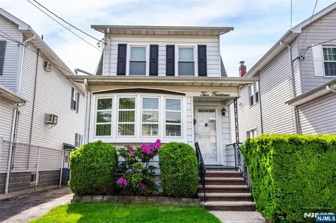 214 Prospect Avenue North Arlington NJ 07031