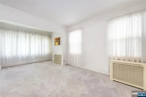214 Prospect Avenue North Arlington NJ 07031