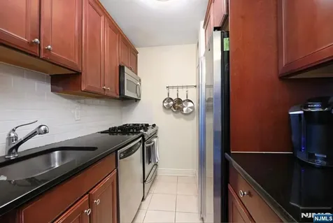 500 Central Avenue Union City NJ 07087