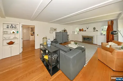 421 Hawthorne Place Ridgewood NJ 07450