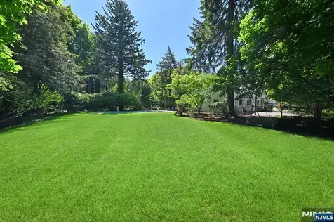 421 Hawthorne Place Ridgewood NJ 07450