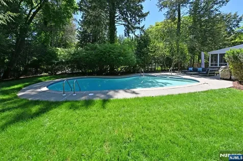 421 Hawthorne Place Ridgewood NJ 07450